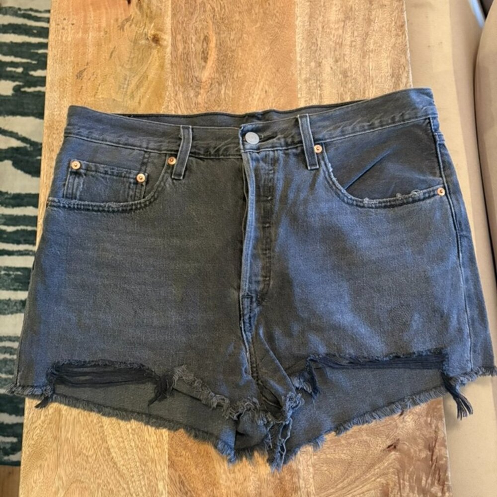 Levis' 501 Black Faded Denim Jean Shorts size 30